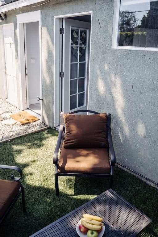 North Hollywood House: 10801 Hartsook St