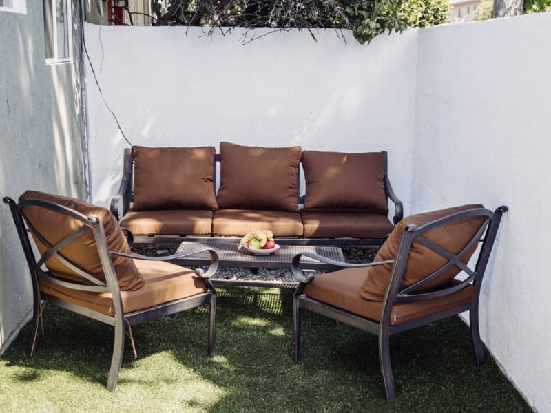North Hollywood House: 10801 Hartsook St