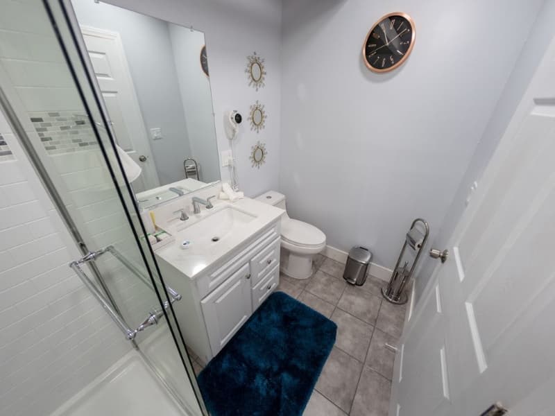 North Hollywood House: 10801 Hartsook St