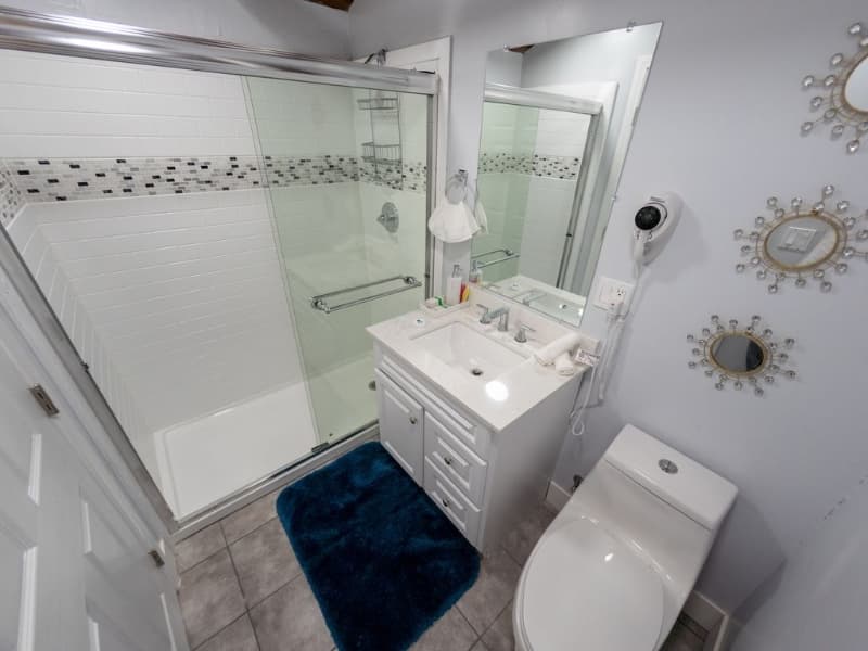 North Hollywood House: 10801 Hartsook St