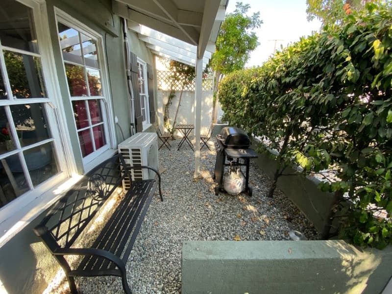 North Hollywood House: 5147 Riverton Ave