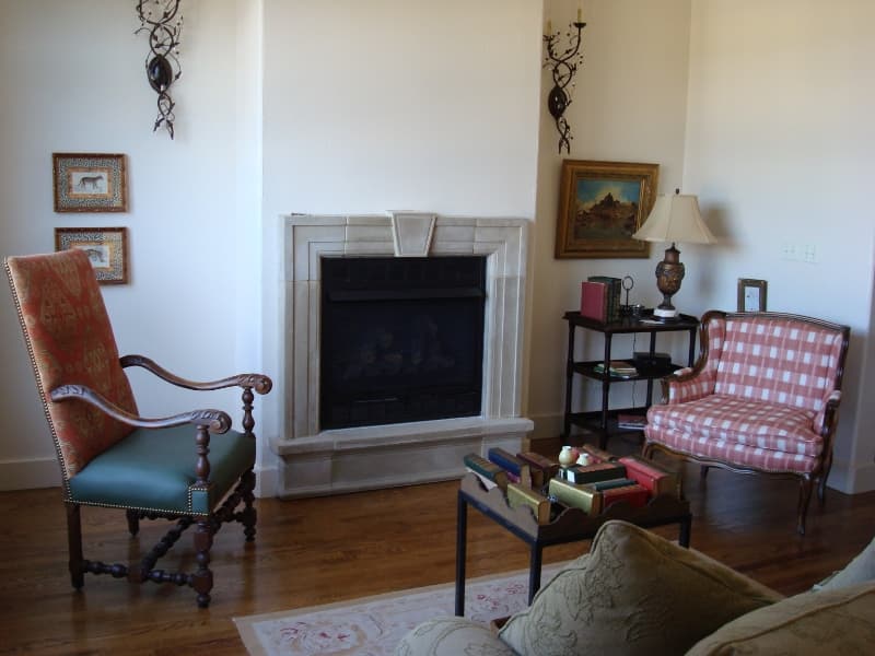 Fayetteville Townhome: 26 N Olive Ave