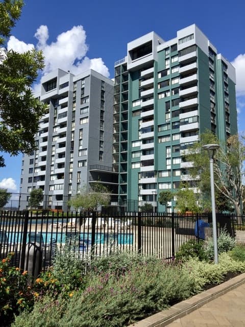 Albany Condo: 555 Pierce St