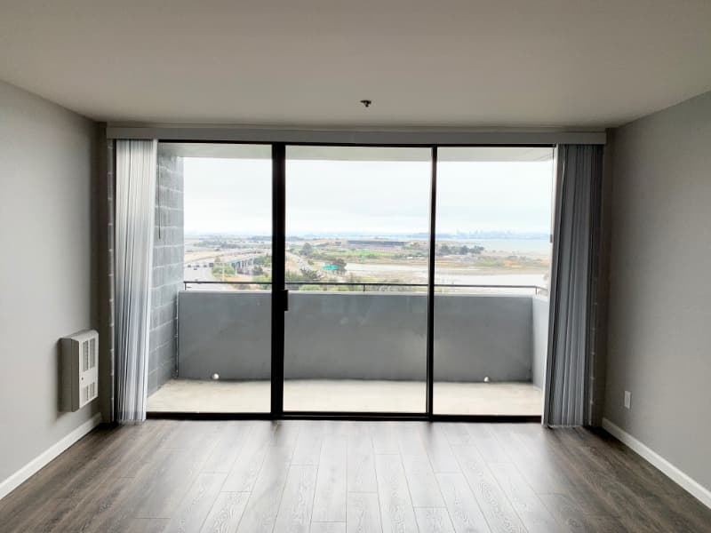 Albany Condo: 555 Pierce St