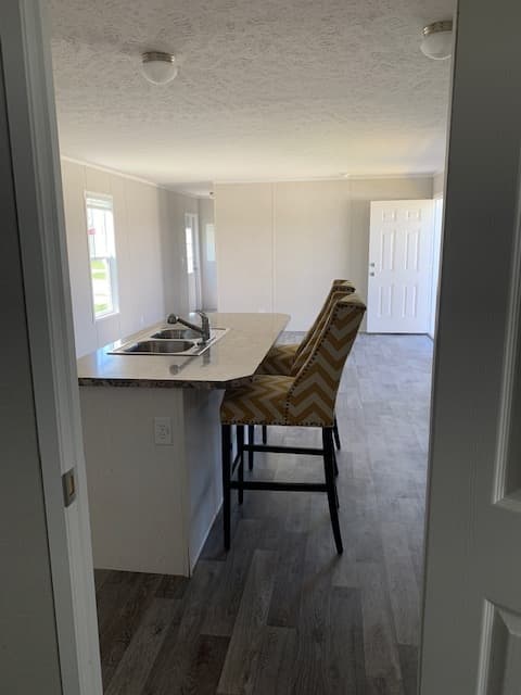 Marion House: 1515 S Miller Ave