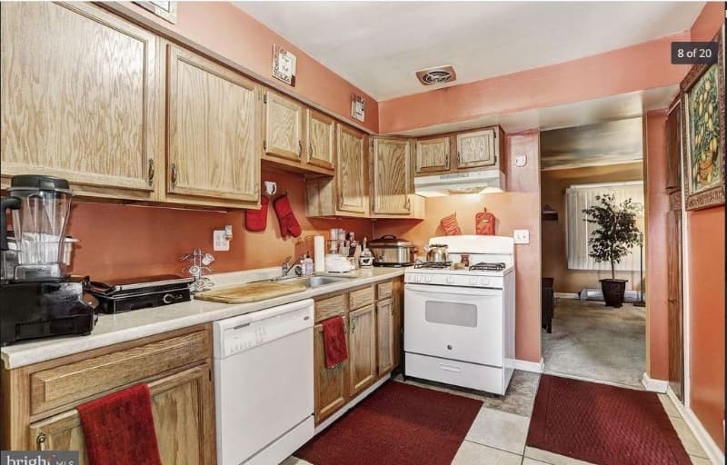 Baltimore Condo: 2615 Hallam Ct