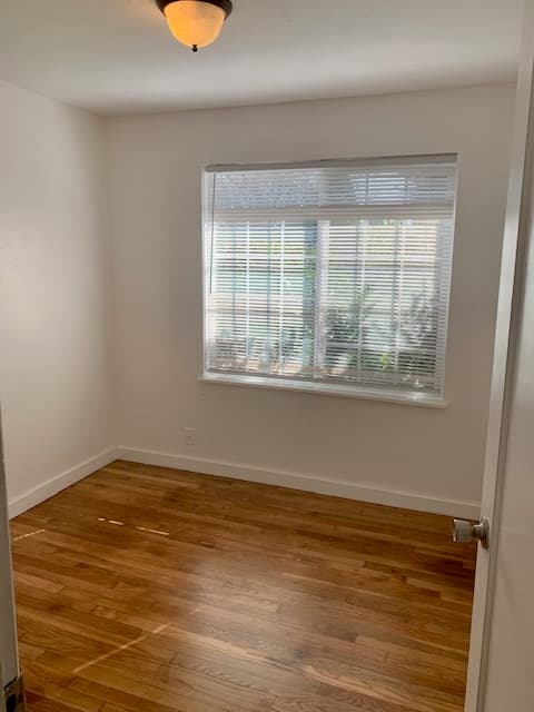 Portland House: 15720 SE Francis St