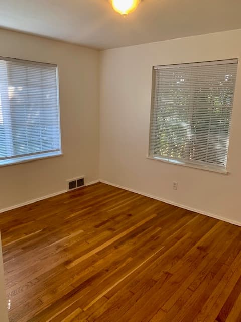 Portland House: 15720 SE Francis St
