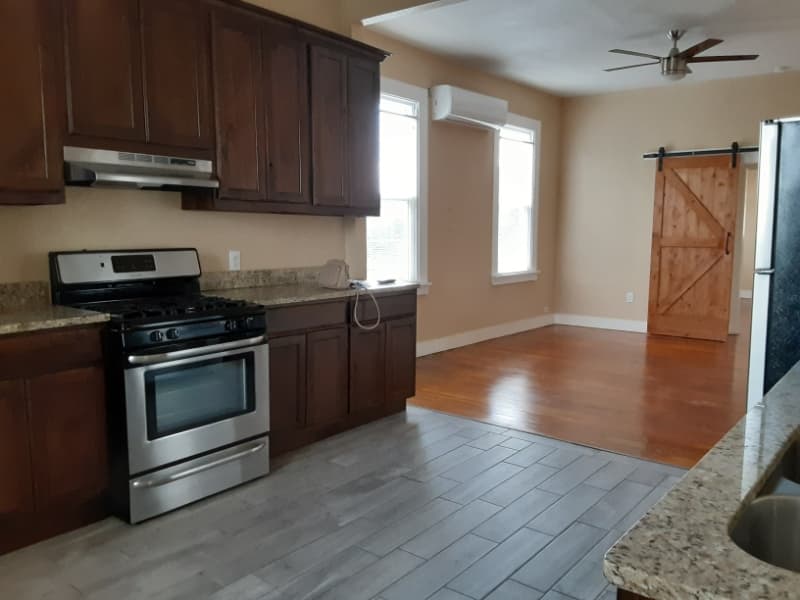 San Antonio Apartment: 1814 Mccullough Ave