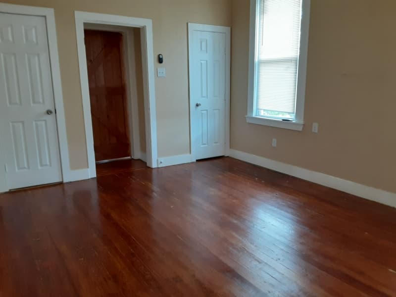 San Antonio Apartment: 1814 Mccullough Ave