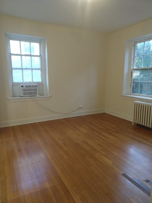 Washington Apartment: 5130 Connecticut Ave. NW