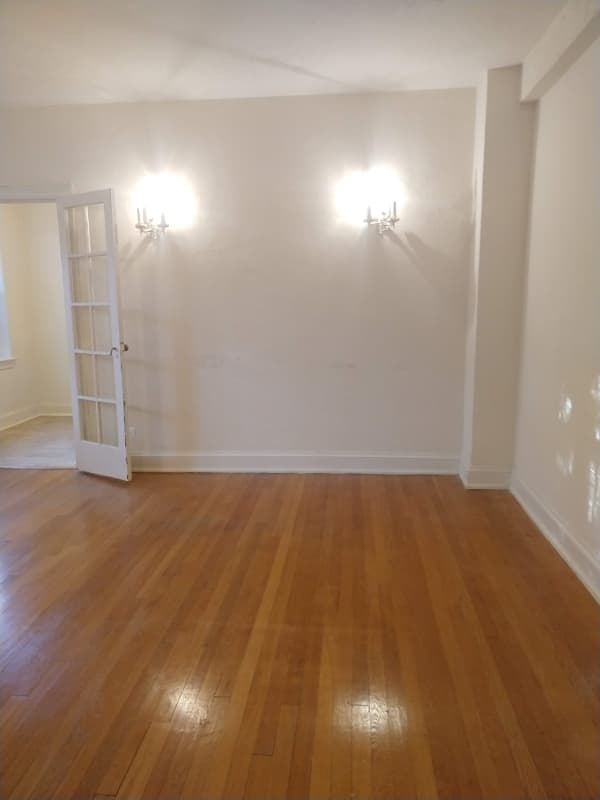 Washington Apartment: 5130 Connecticut Ave. NW
