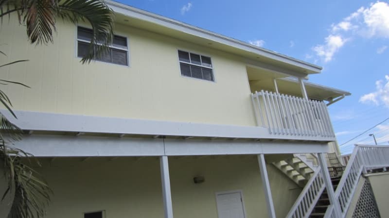 West Palm Beach Apartment: 849 W Dolphin Ridge Rd