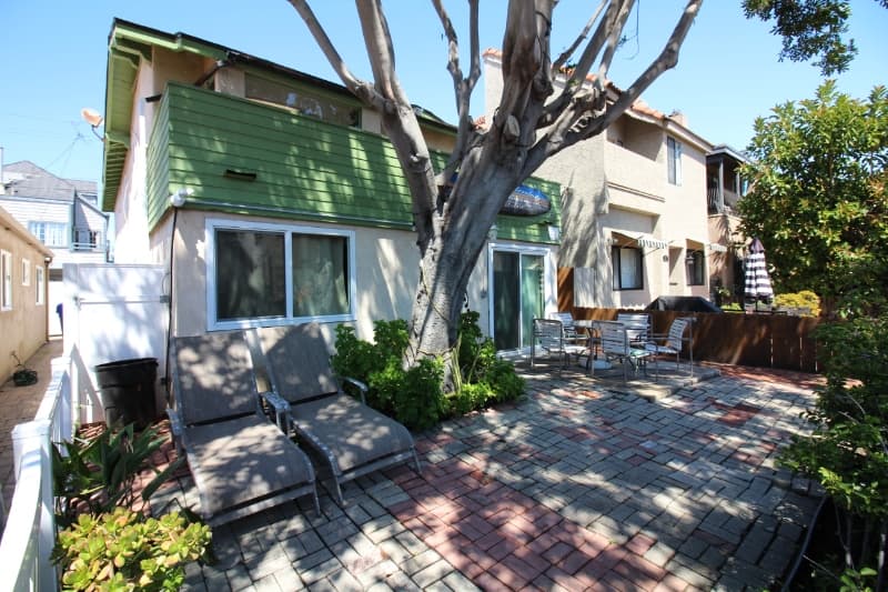 San Diego Multiplex: 822 Island Ct