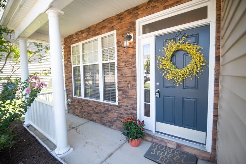 Raleigh House: 8000 Willowglen Dr