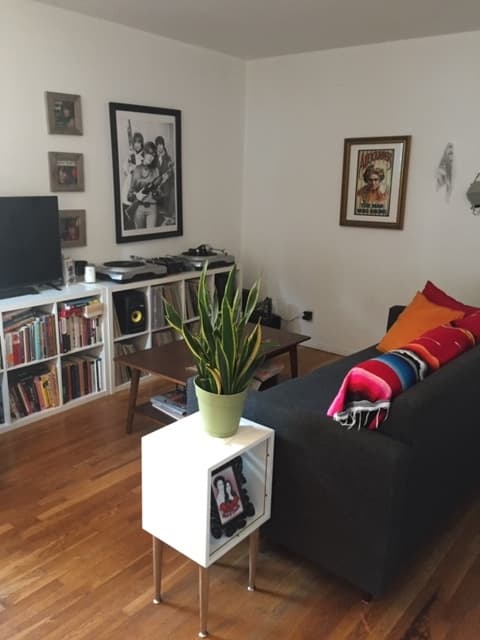 Los Angeles House: 2611 1/4