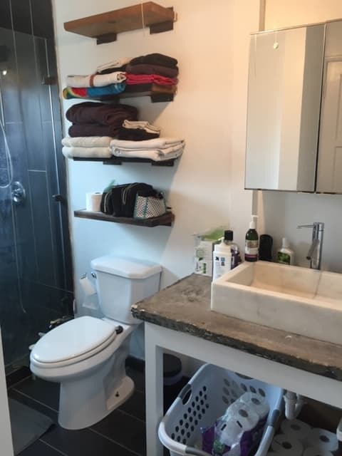 Los Angeles House: 2611 1/4
