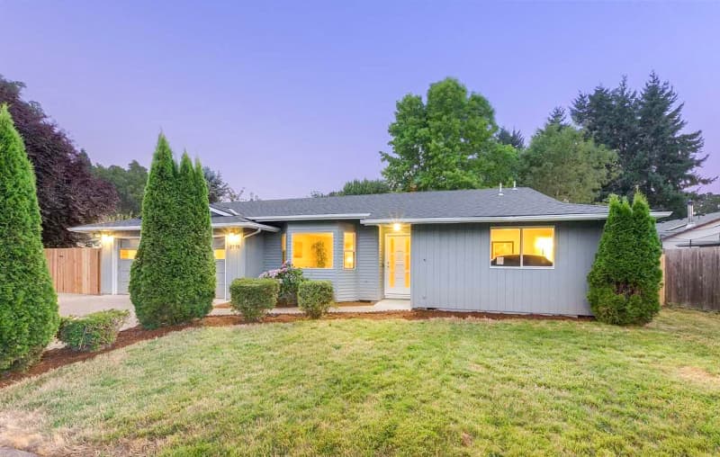 Keizer House: 3777 Woodward Ct, Keizer OR