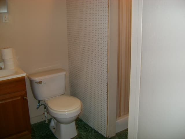 Tyler Apartment: 1925 Cotten Rd Apt B