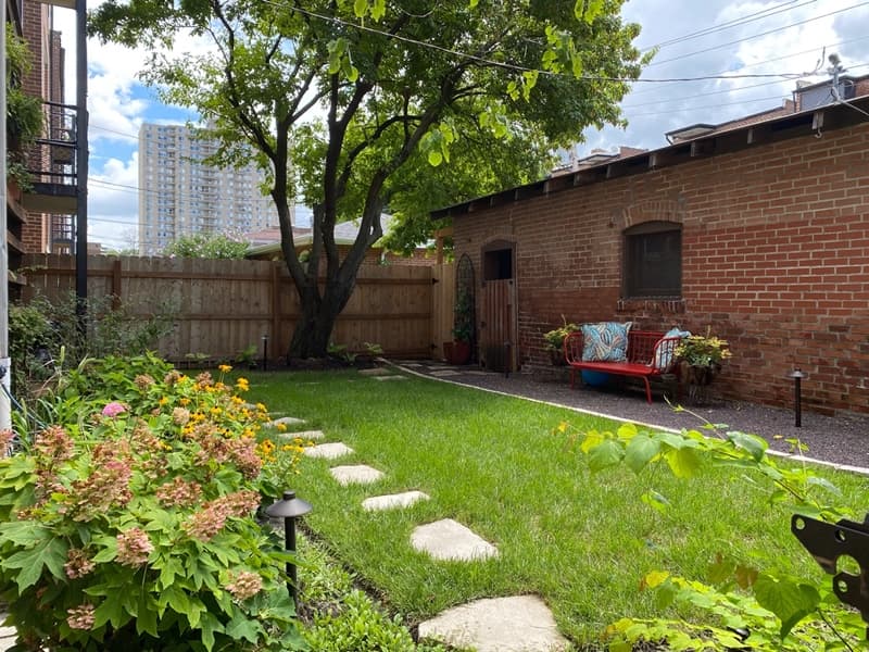 clayton Condo: 6324 Northwood Ave