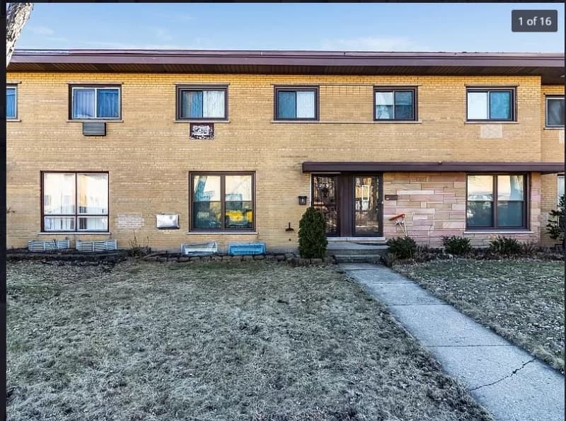 Mount Prospect Townhome: 615 Maple Ct