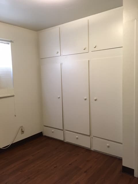 Portales Apartment: 109 S Boston Ave