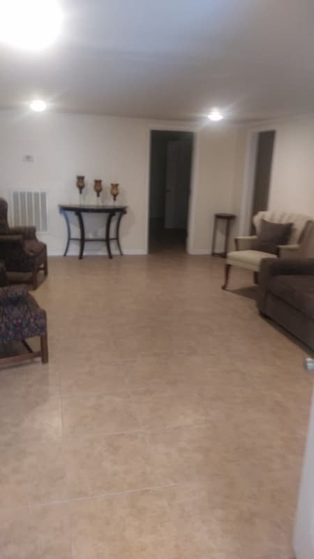 charleston House: 836 Magnolia rd