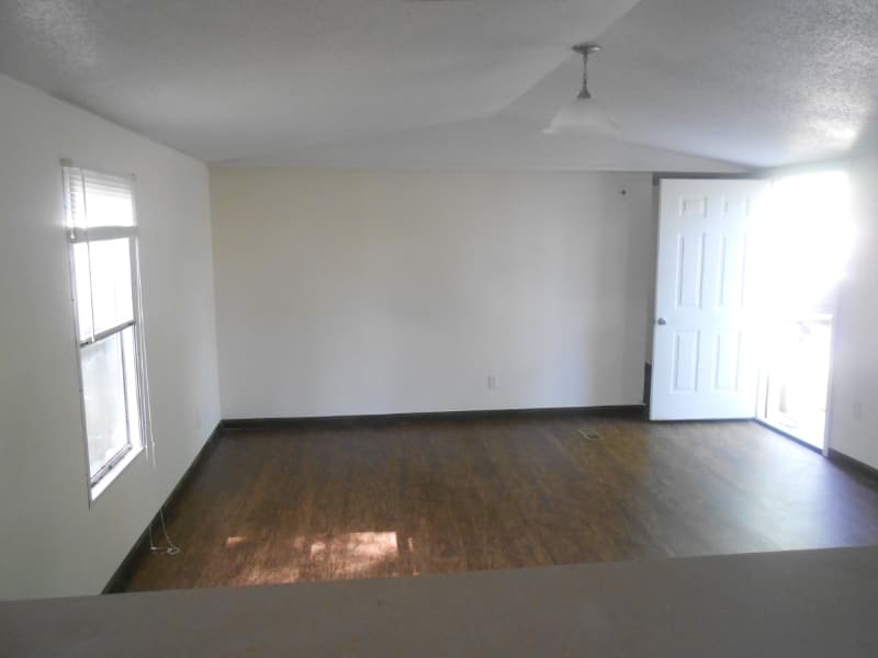 Splendora House: 24898 Lakewood Dr.