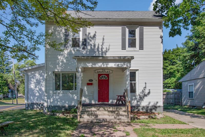 Mount Pleasant Other: 714 S Washington St