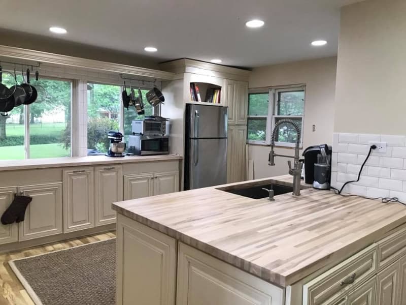Antioch House: 41305 N Bayside Dr