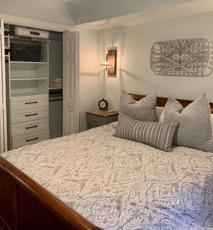 Charleston Apartment: 14 Elizabeth St