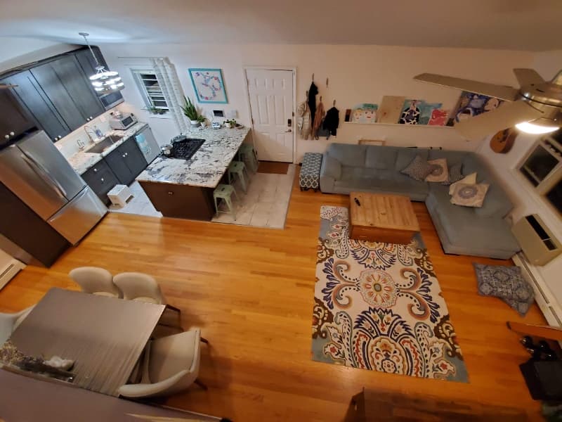 Evanston Condo: 540 Hinman Ave