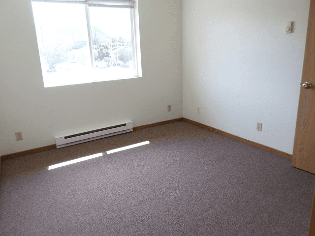 Winona Apartment: 560 Main Street