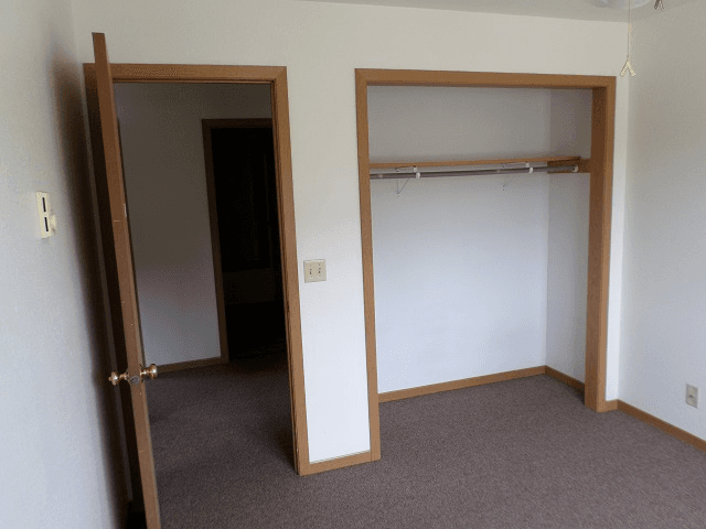 Winona Apartment: 560 Main Street