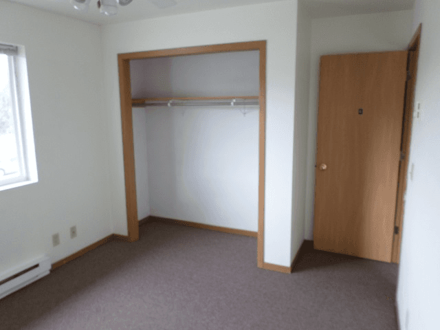 Winona Apartment: 560 Main Street