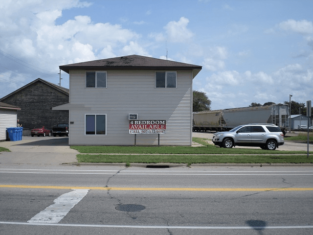 Winona Apartment: 560 Main Street