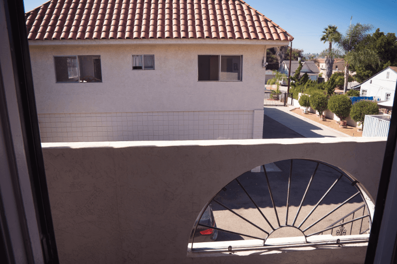 El Cajon Apartment: 335 Claydelle Ave