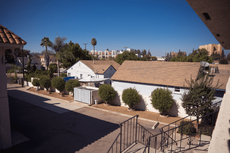El Cajon Apartment: 335 Claydelle Ave