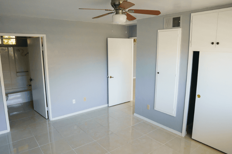 El Cajon Apartment: 335 Claydelle Ave