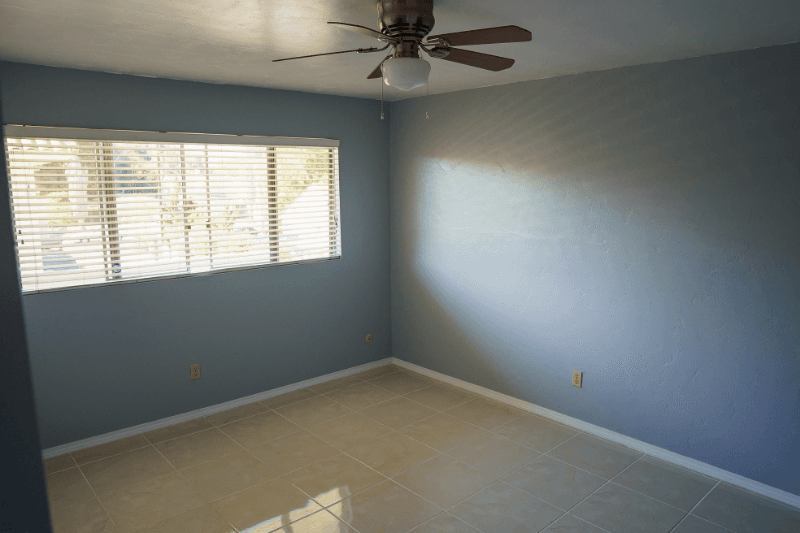 El Cajon Apartment: 335 Claydelle Ave