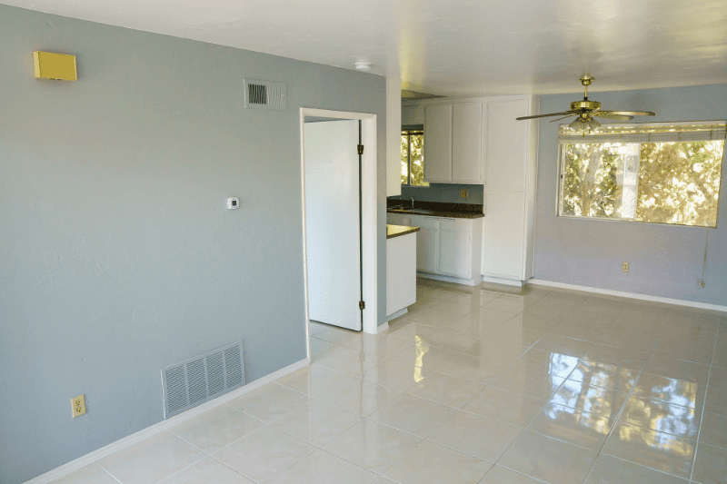 El Cajon Apartment: 335 Claydelle Ave