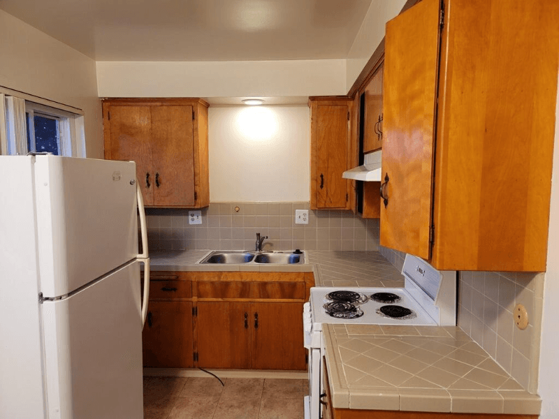 San Diego Apartment: 6966 Amherst St