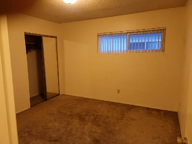 San Diego Apartment: 6966 Amherst St