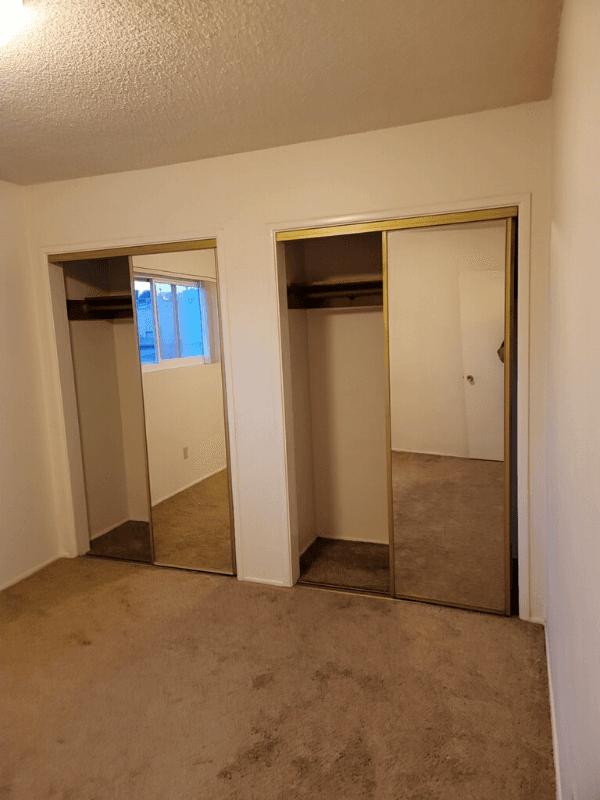 San Diego Apartment: 6966 Amherst St