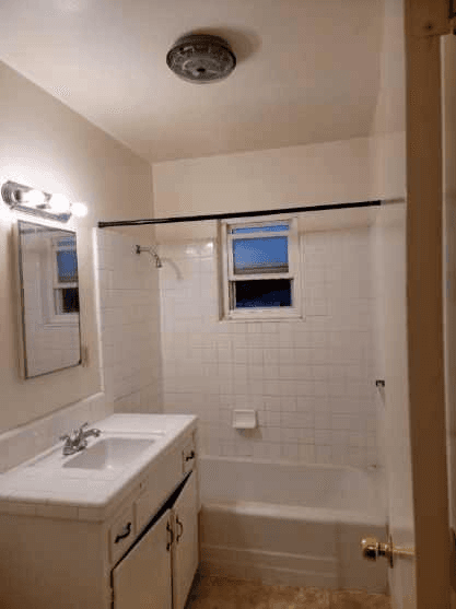 San Diego Apartment: 6966 Amherst St