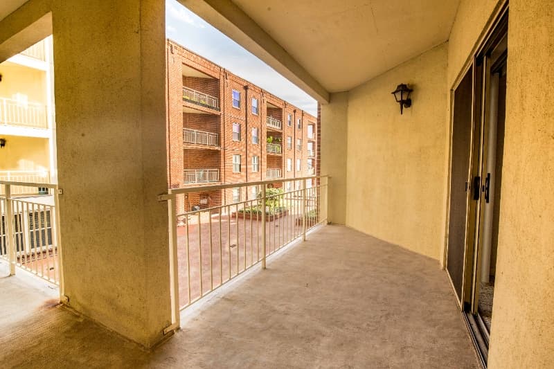 Fells Point Condo: 960 Fell St.