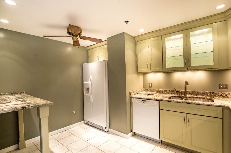 Fells Point Condo: 960 Fell St.