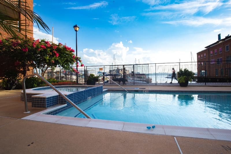 Fells Point Condo: 960 Fell St.