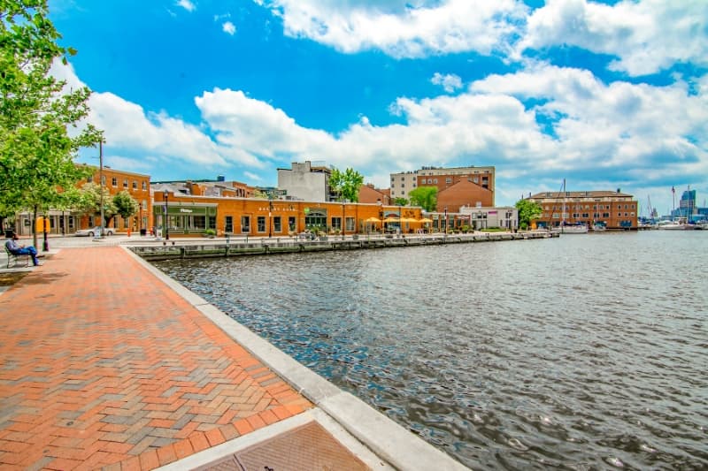 Fells Point Condo: 960 Fell St.