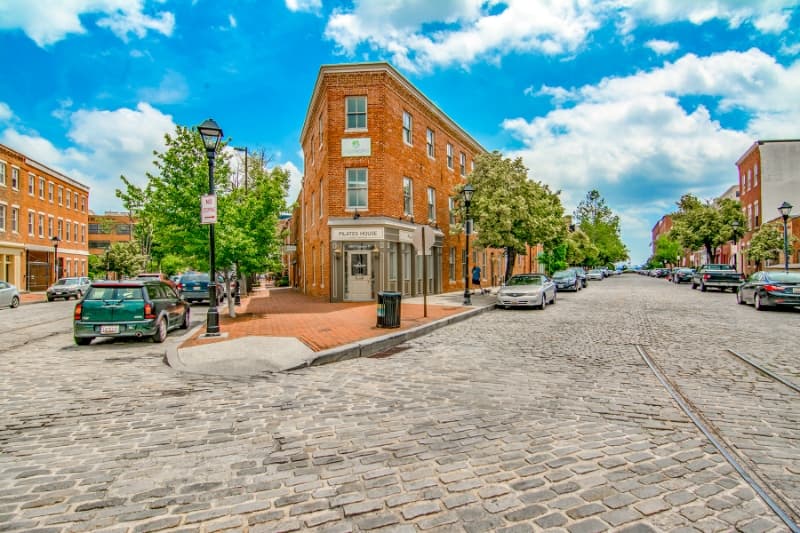 Fells Point Condo: 960 Fell St.